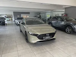 Grün Neu 2025 Mazda 3 Homura-Line Limousine | 27.799 € (Guter Preis)