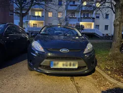 Braun Gebraucht 2010 Ford Fiesta Kleinwagen | 3.200 €