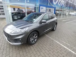 Grau (magneticgrau) Gebraucht 2023 Ford Kuga ST-Line SUV | 23.990 € (Superpreis)