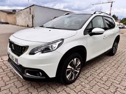 Weiß Gebraucht 2019 Peugeot 2008 Allure SUV | 10.900 € (Superpreis)