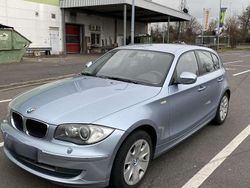 Blau Gebraucht 2010 BMW 118 Kleinwagen | 6.200 € (Teuer)