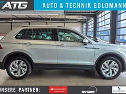 Reflexsilber metallic Gebraucht 2022 VW Tiguan Elegance SUV | 32.390 € (Superpreis)