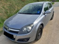 Grau Gebraucht 2006 Opel Astra Limousine | 3.499 € (Etwas zu teuer)
