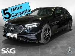 Schwarz Gebraucht 2024 Mercedes E220 Kombi | 63.349 €