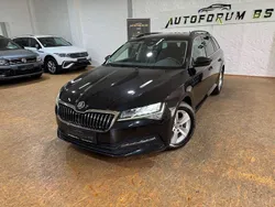 Schwarz Gebraucht 2022 Skoda Superb Kombi | 25.490 € (Guter Preis)