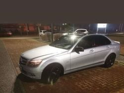 Silber Gebraucht 2009 Mercedes C250 Limousine | 9.800 € (Fairer Preis)