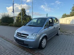 Silber Gebraucht 2004 Opel Meriva Van / Kleinbus | 2.580 € (Fairer Preis)