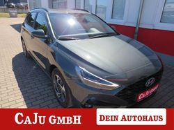Grün Neu 2025 Hyundai i30 Style Limousine | 24.995 € (Guter Preis)
