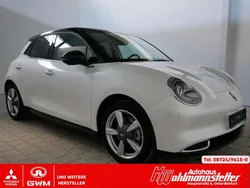 Moonlight white / starry black Gebraucht 2023 Ora Funky Cat 400 Pro Kleinwagen | 30.990 € (Etwas zu teuer)