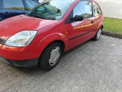 Rot Gebraucht 2005 Ford Fiesta Kleinwagen | 1.250 € (Fairer Preis)