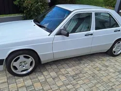 Weiß Gebraucht 1991 Mercedes 190 Limousine | 4.800 €