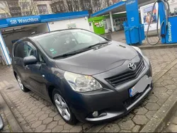 Gebraucht 2010 Toyota Verso Van / Kleinbus | 5.250 € (Etwas zu teuer)