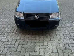 Schwarz Gebraucht 2001 VW Polo Edition Limousine | 1.396 € (Fairer Preis)