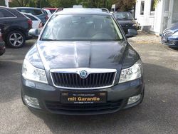 Grau Gebraucht 2012 Skoda Octavia Elegance Kombi | 6.300 € (Guter Preis)