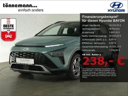 Mangrove green Gebraucht 2024 Hyundai Bayon Trend SUV | 18.324 € (Guter Preis)