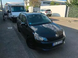 Schwarz Gebraucht 2015 Skoda Fabia Kombi | 4.500 € (Superpreis)