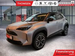 Shimmering silber Neu 2024 Toyota Yaris Cross Plus SUV | 35.385 €