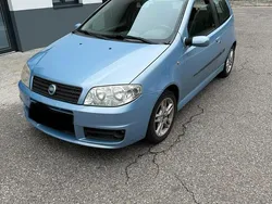 Blau Gebraucht 2004 Fiat Punto Kleinwagen | 1.600 € (Fairer Preis)