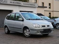 Grau Gebraucht 2002 Renault Scénic Van / Kleinbus | 950 € (Superpreis)