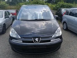 Grau Gebraucht 2006 Peugeot 807 Van / Kleinbus | 2.200 € (Guter Preis)