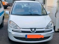 Weiß Gebraucht 2008 Peugeot 807 Van / Kleinbus | 2.250 € (Guter Preis)