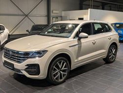 Beige Gebraucht 2021 VW Touareg R-line SUV | 48.900 € (Fairer Preis)