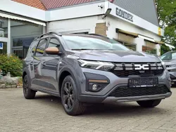 Grau Neu 2025 Dacia Jogger Extreme Van / Kleinbus | 28.990 € (Etwas zu teuer)
