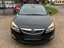 Schwarz Gebraucht 2010 Opel Astra Edition Limousine | 3.599 € (Guter Preis)