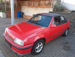 Rot Gebraucht 1992 Opel Kadett Cabrio | 2.000 €