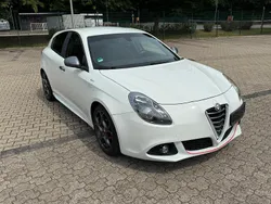 Weiß Gebraucht 2015 Alfa Romeo Giulietta Kleinwagen | 10.900 € (Fairer Preis)