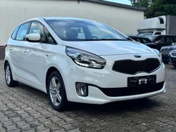 Weiß Gebraucht 2013 Kia Carens Van / Kleinbus | 6.999 € (Etwas zu teuer)