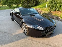 Schwarz Gebraucht 2011 Aston Martin V12 Vantage | 114.900 € (Fairer Preis)