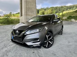 Grau Gebraucht 2019 Nissan Qashqai Tekna SUV | 18.900 € (Fairer Preis)