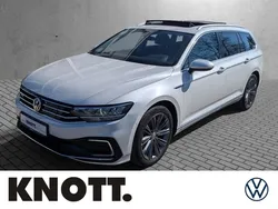 Weiß Gebraucht 2020 VW Passat GTE Kombi | 24.888 € (Fairer Preis)