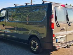 Grau Gebraucht 2018 Opel Vivaro Van | 19.000 €