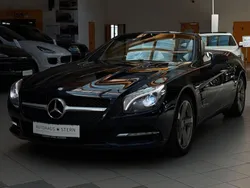 Blau Gebraucht 2012 Mercedes SL500 Cabrio | 29.490 €