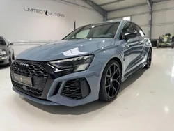 Grau Gebraucht 2023 Audi RS3 Sportback Advanced Kleinwagen | 53.990 € (Fairer Preis)