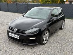 Schwarz Gebraucht 2010 VW Golf VI R Limousine | 13.999 €