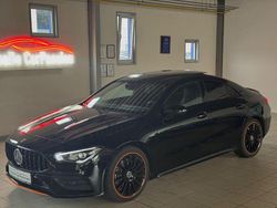 Kosmosschwarz Gebraucht 2019 Mercedes CLA250 AMG line Limousine | 35.700 € (Etwas zu teuer)