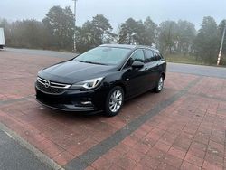 Schwarz Gebraucht 2018 Opel Astra Innovation Kombi | 9.300 € (Guter Preis)