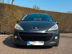Grau Gebraucht 2010 Peugeot 207 Kleinwagen | 4.900 € (Etwas zu teuer)