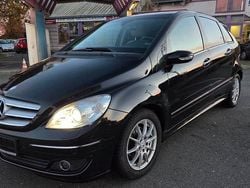 Schwarz Gebraucht 2007 Mercedes B200 Van / Kleinbus | 5.490 € (Guter Preis)