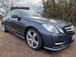 Grau Gebraucht 2013 Mercedes E220 Coupé | 10.900 € (Guter Preis)