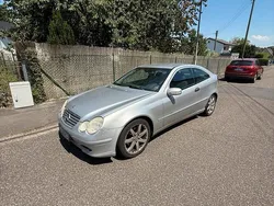 Silber Gebraucht 2002 Mercedes C180 Coupé | 2.200 €