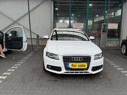 Weiß Gebraucht 2010 Audi A4 Limousine | 5.800 € (Guter Preis)