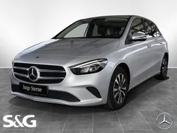 Iridiumsilber metallic Gebraucht 2021 Mercedes B180 Style Van / Kleinbus | 20.890 € (Guter Preis)