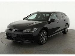Oryxweiß perlmutteffekt Neu 2025 VW Passat R-line Kombi | 50.075 € (Guter Preis)