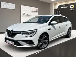 Weiß Gebraucht 2020 Renault Mégane IV Bose Edition Limousine | 18.988 € (Etwas zu teuer)