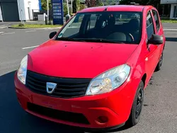 Rot Gebraucht 2009 Dacia Sandero Kleinwagen | 1.450 €