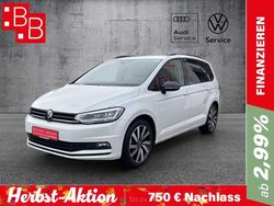 Weiss Gebraucht 2024 VW Touran Pro Van / Kleinbus | 34.950 € (Guter Preis)
